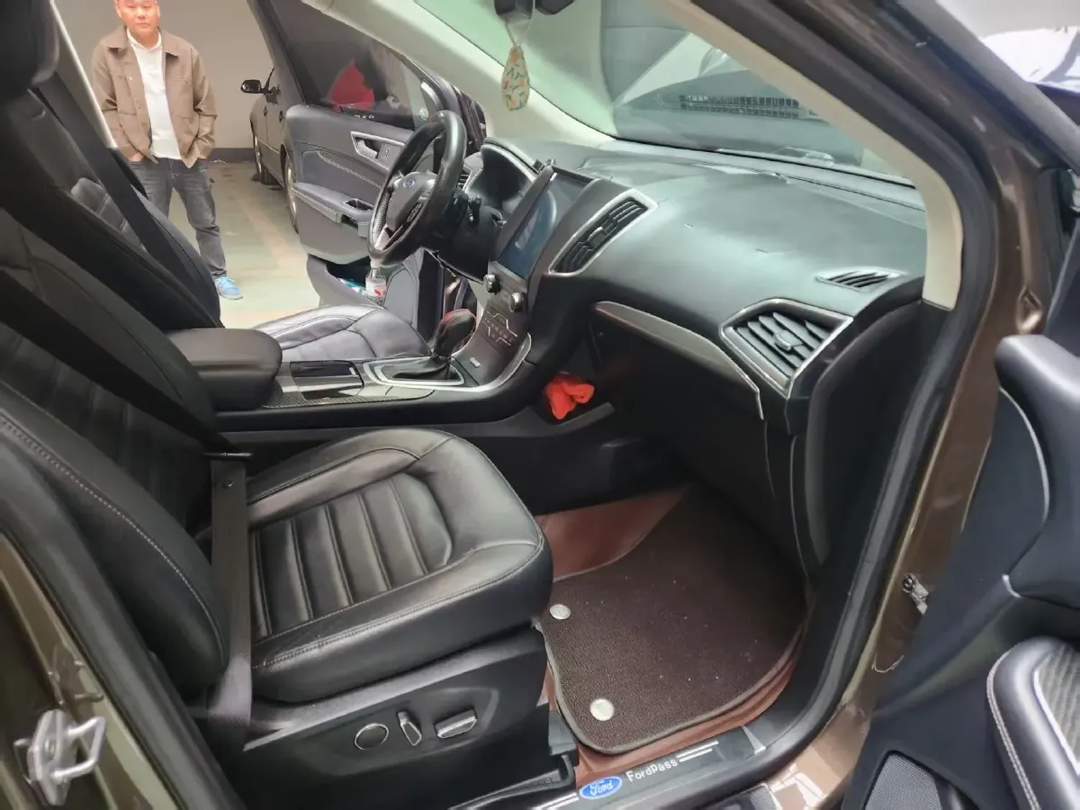 2017 Ford Edge 2.0T 245HP L4 6AT,autocango,china used car exporter,china ev exporter,chinese used car exporter,chinese used ev exporter