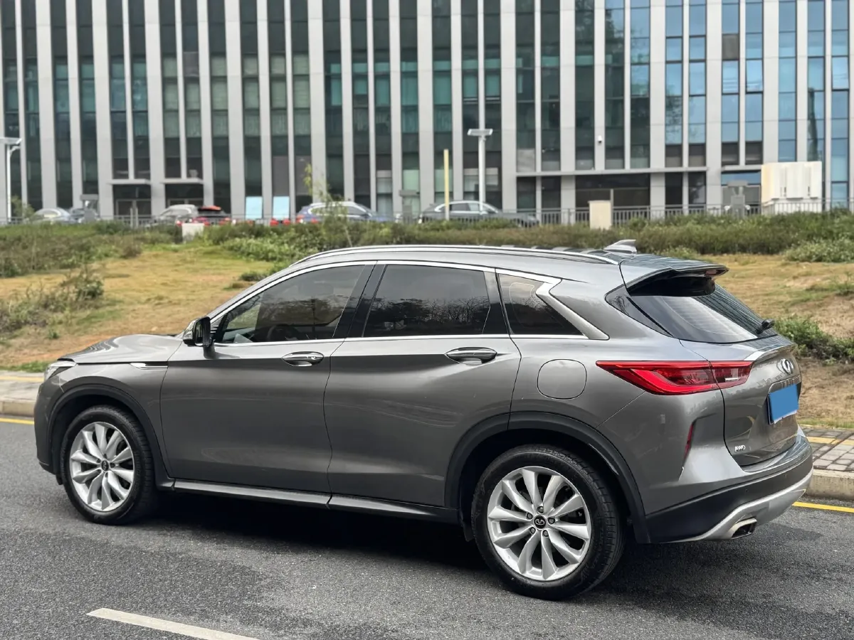 2018 Mitsubishi Pajero 3.0L 174HP V6 5AT,autocango,china used car exporter,china ev exporter,chinese used car exporter,chinese used ev exporter