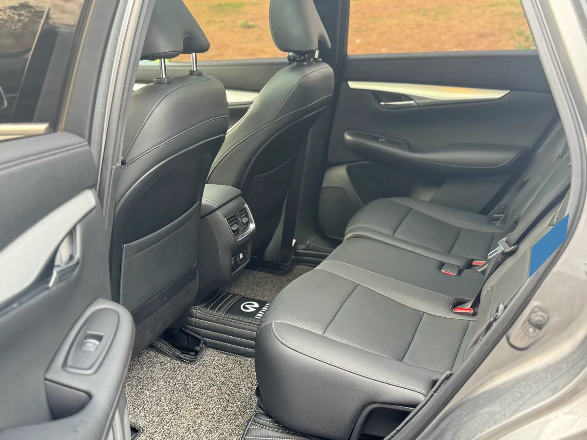 2018 Mitsubishi Pajero 3.0L 174HP V6 5AT,autocango,china used car exporter,china ev exporter,chinese used car exporter,chinese used ev exporter