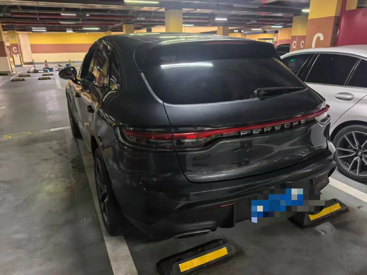 2023 Porsche Macan 2.0T 265HP L4 7DCT,autocango,china used car exporter,china ev exporter,chinese used car exporter,chinese used ev exporter