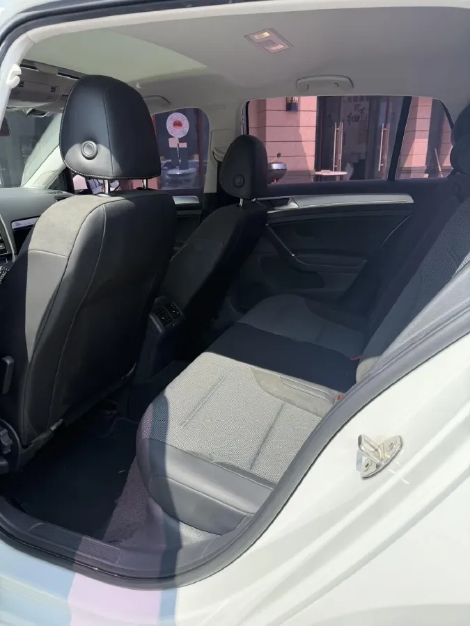 2018 Volkswagen Golf 1.6L 110HP L4 6AT,autocango,china used car exporter,china ev exporter,chinese used car exporter,chinese used ev exporter