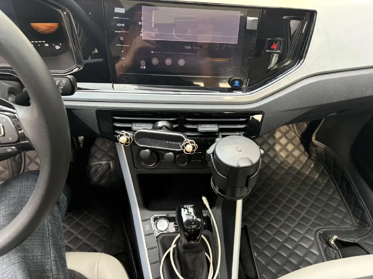 2023 Volkswagen Polo 1.5L 113HP L4 6AT,autocango,china used car exporter,china ev exporter,chinese used car exporter,chinese used ev exporter