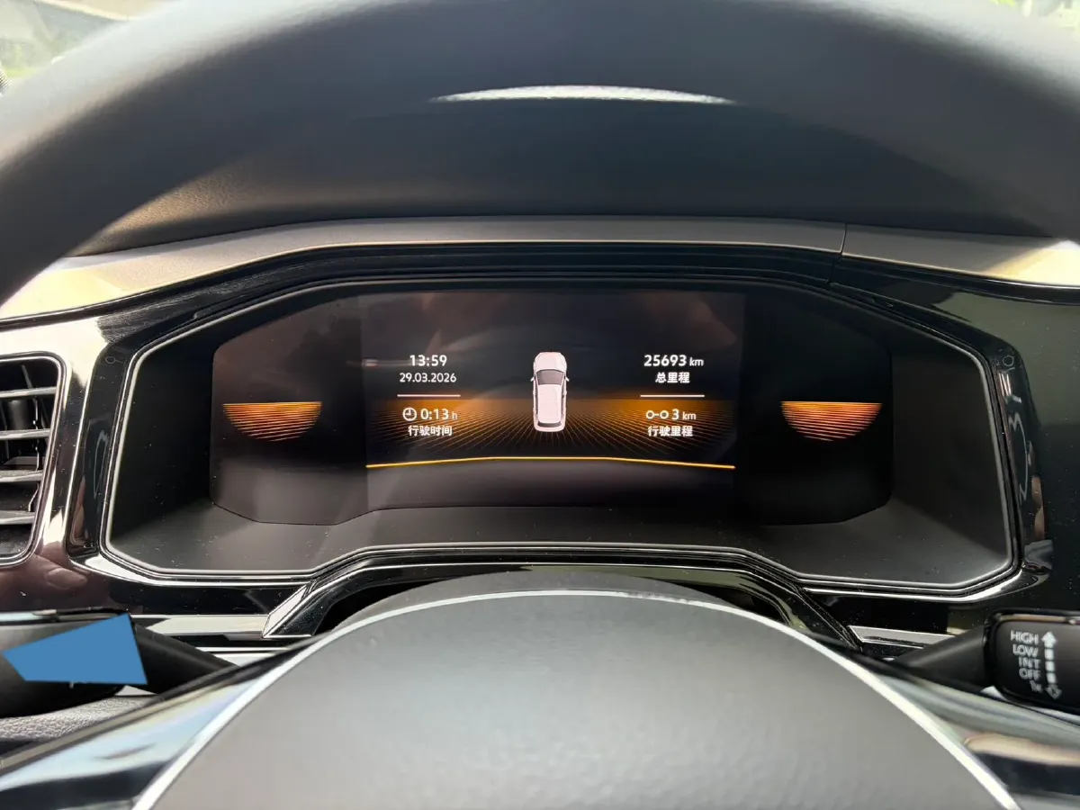 2023 Volkswagen Polo 1.5L 113HP L4 6AT,autocango,china used car exporter,china ev exporter,chinese used car exporter,chinese used ev exporter