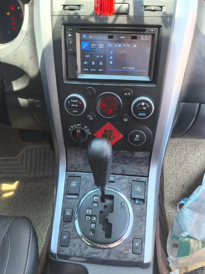 2012 Suzuki Grand Vitara 2.4L 166HP L4 4AT,autocango,china used car exporter,china ev exporter,chinese used car exporter,chinese used ev exporter