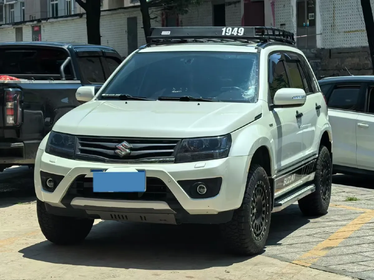 2012 Suzuki Grand Vitara 2.4L 166HP L4 4AT,autocango,china used car exporter,china ev exporter,chinese used car exporter,chinese used ev exporter