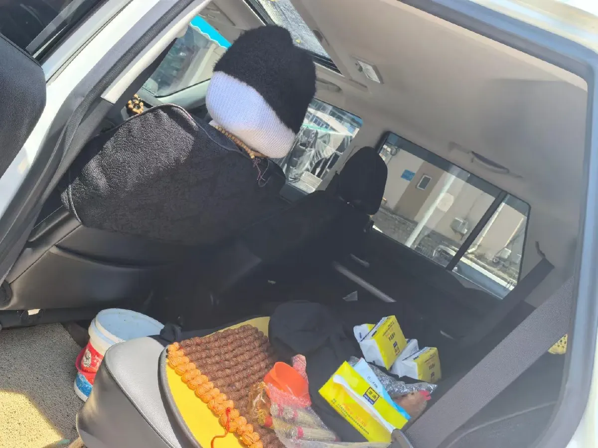 2012 Suzuki Grand Vitara 2.4L 166HP L4 4AT,autocango,china used car exporter,china ev exporter,chinese used car exporter,chinese used ev exporter