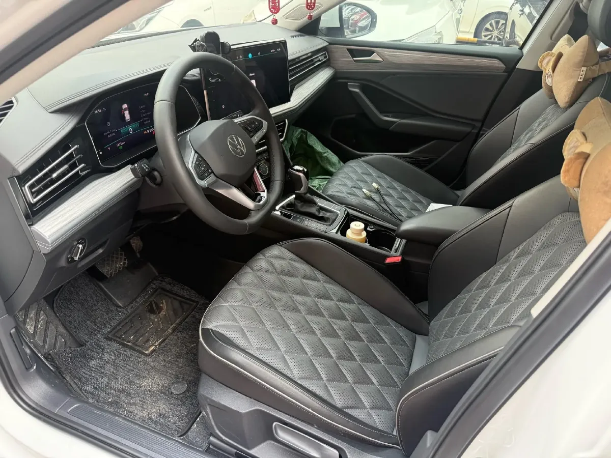2024 Volkswagen Sagitar 1.5T 160HP L4 7DCT,autocango,china used car exporter,china ev exporter,chinese used car exporter,chinese used ev exporter