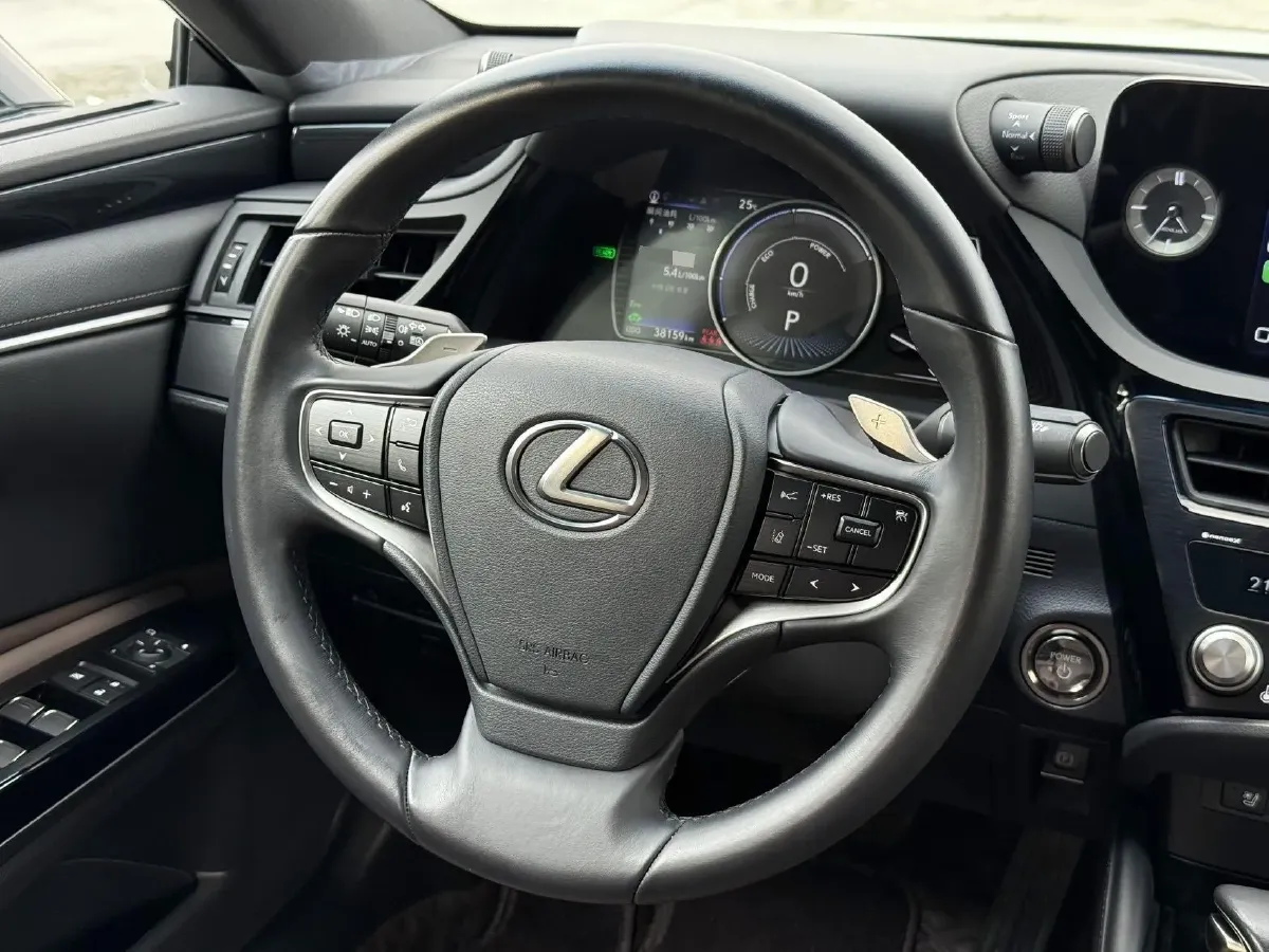 2022 Lexus ES 2.5L 178HP L4 E-CVT Hybrid,autocango,china used car exporter,china ev exporter,chinese used car exporter,chinese used ev exporter