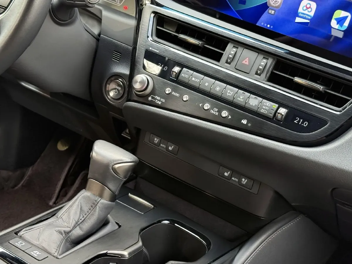 2022 Lexus ES 2.5L 178HP L4 E-CVT Hybrid,autocango,china used car exporter,china ev exporter,chinese used car exporter,chinese used ev exporter