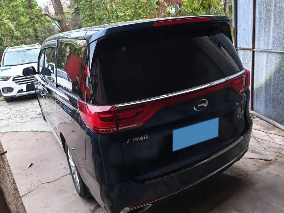 2020 GAC Trumpchi M8 2.0T 252HP L4 8AT,autocango,china used car exporter,china ev exporter,chinese used car exporter,chinese used ev exporter