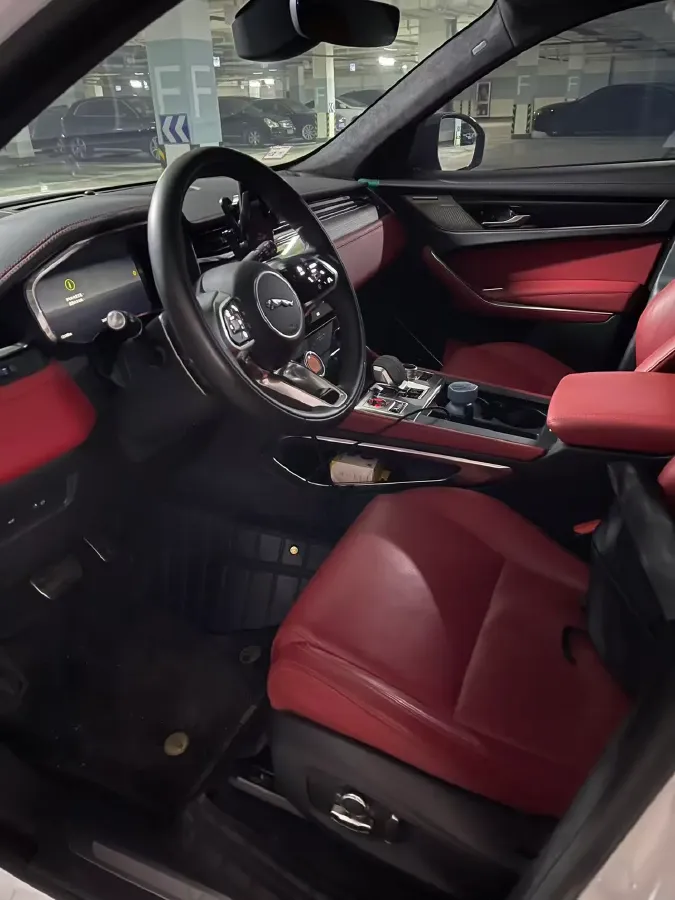 2024 Jaguar F-PACE 3.0T 400HP L6 8AT,autocango,china used car exporter,china ev exporter,chinese used car exporter,chinese used ev exporter