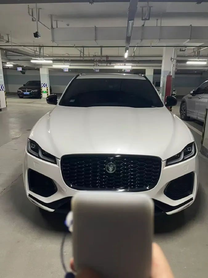 2024 Jaguar F-PACE 3.0T 400HP L6 8AT,autocango,china used car exporter,china ev exporter,chinese used car exporter,chinese used ev exporter