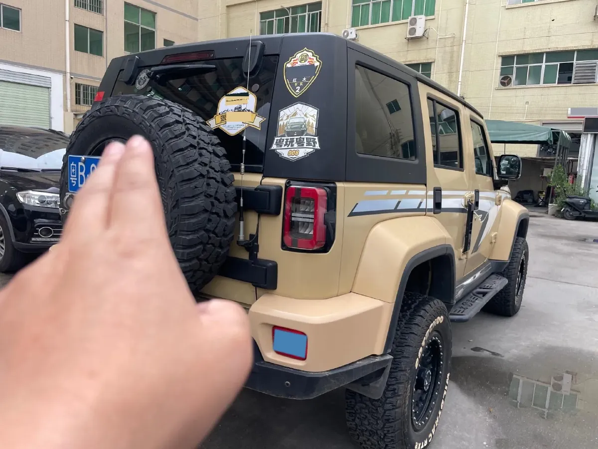 2019 Beijing BJ40 2.3T 231HP L4 6AT,autocango,china used car exporter,china ev exporter,chinese used car exporter,chinese used ev exporter