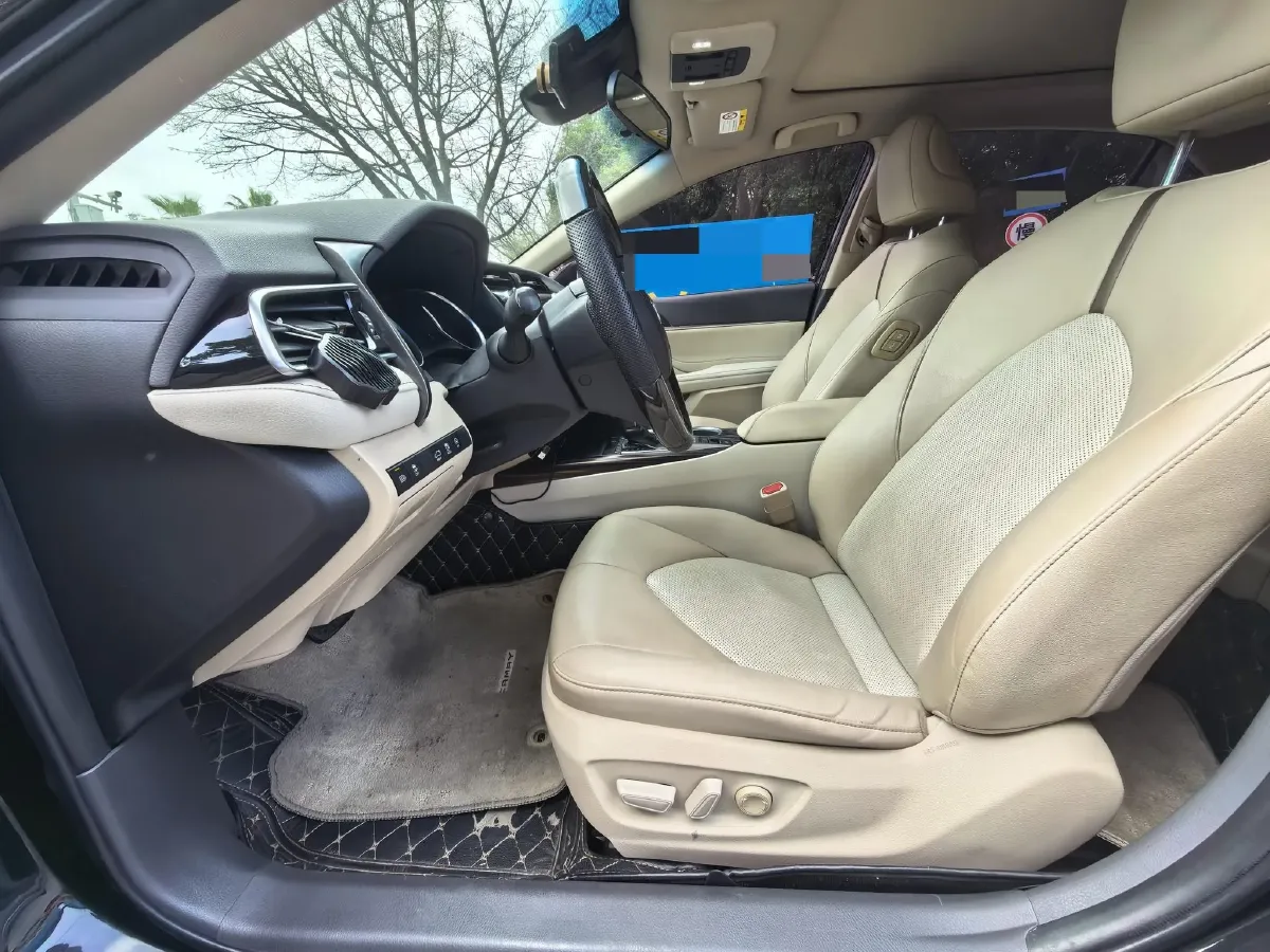 2019 Toyota Camry 2.5L 209HP L4 8AT,autocango,china used car exporter,china ev exporter,chinese used car exporter,chinese used ev exporter