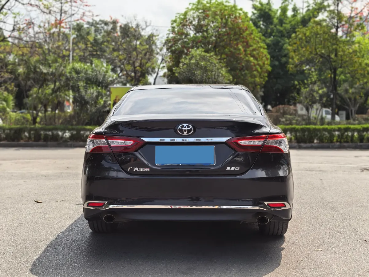 2019 Toyota Camry 2.5L 209HP L4 8AT,autocango,china used car exporter,china ev exporter,chinese used car exporter,chinese used ev exporter