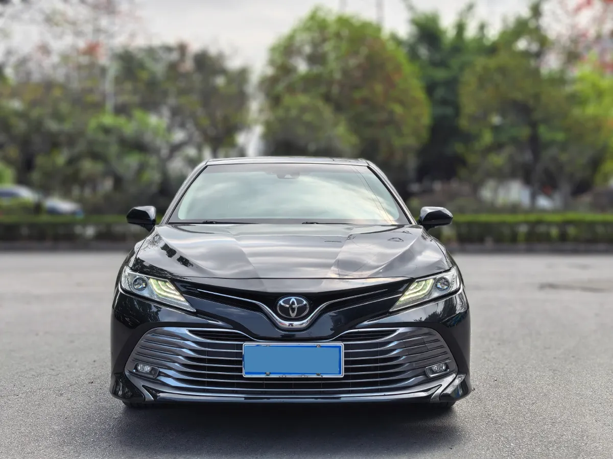 2019 Toyota Camry 2.5L 209HP L4 8AT,autocango,china used car exporter,china ev exporter,chinese used car exporter,chinese used ev exporter