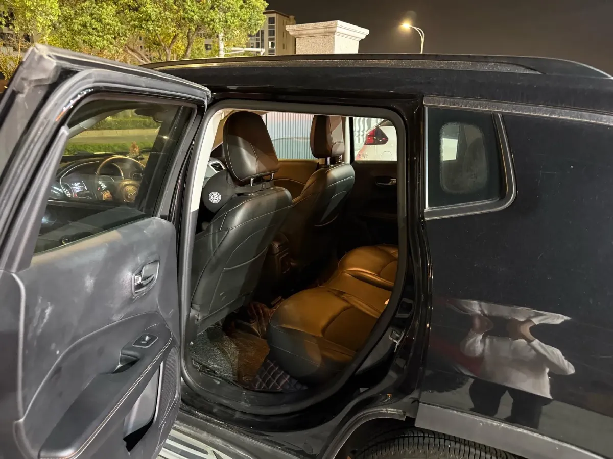 2017 Jeep Compass 1.4T 165HP L4 7DCT,autocango,china used car exporter,china ev exporter,chinese used car exporter,chinese used ev exporter