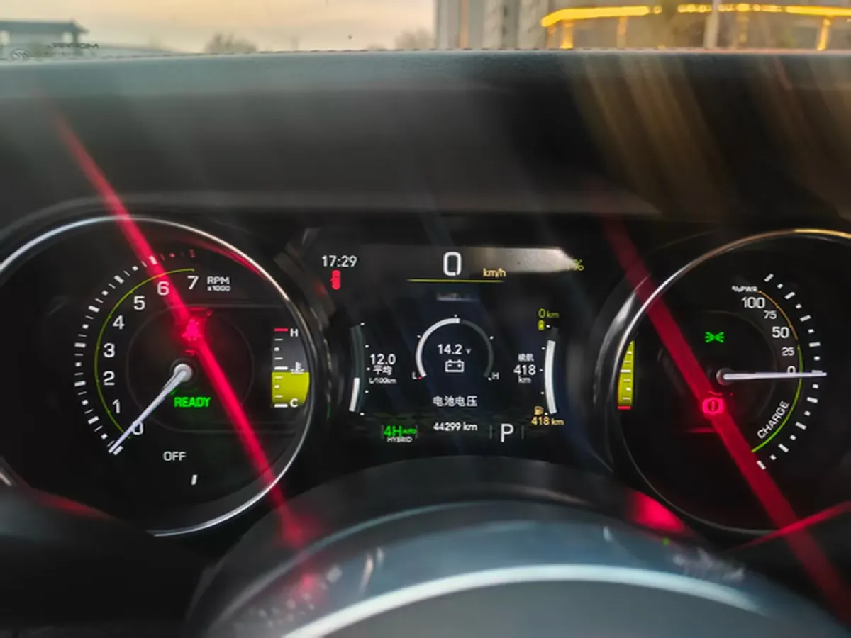 2021 Jeep Wrangler 2.0T 266HP L4 8AT PHEV 17KWH,autocango,china used car exporter,china ev exporter,chinese used car exporter,chinese used ev exporter