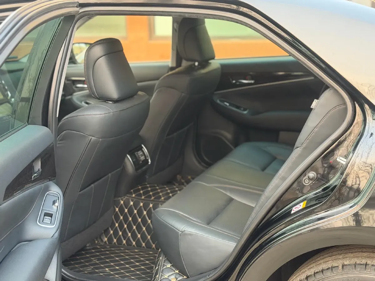 2018 Infiniti Q50L 2.0T 211HP L4 7AT,autocango,china used car exporter,china ev exporter,chinese used car exporter,chinese used ev exporter