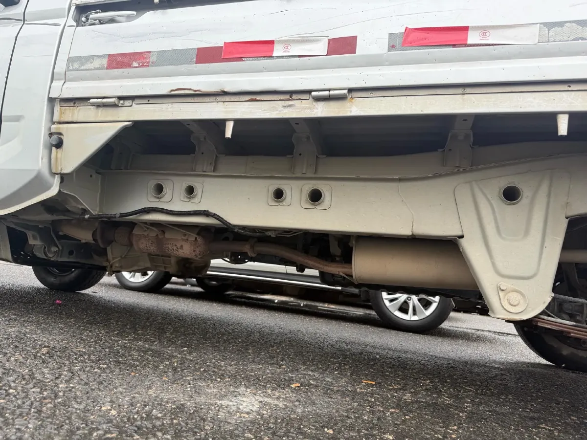 2023 WuLing RongGuang New Truck 1.5L 102HP L4 5MT,autocango,china used car exporter,china ev exporter,chinese used car exporter,chinese used ev exporter