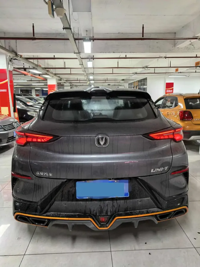 2022 ChangAn UNI-T 1.5T 188HP L4 7DCT,autocango,china used car exporter,china ev exporter,chinese used car exporter,chinese used ev exporter