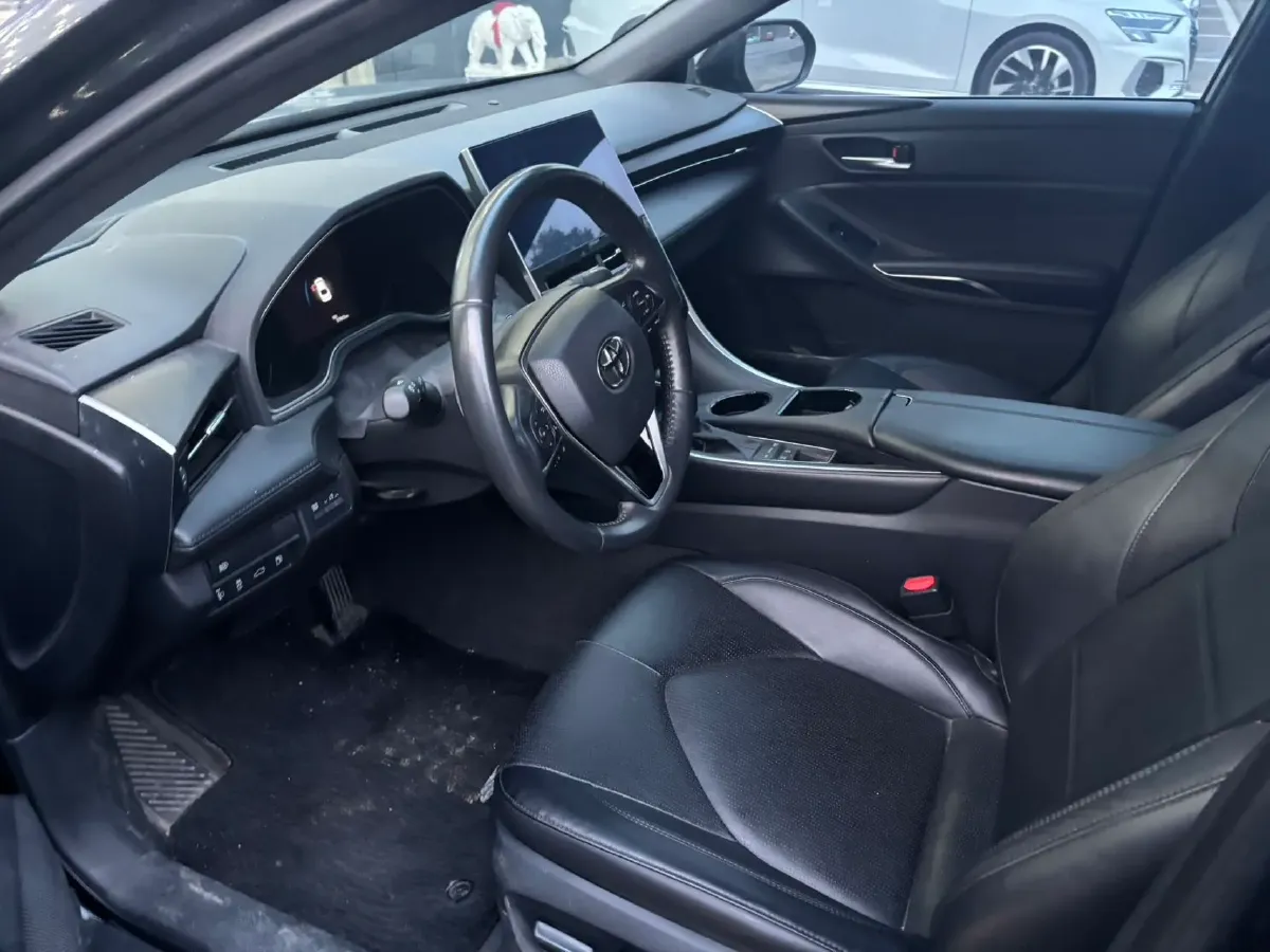2022 Toyota Avalon 2.5L 209HP L4 8AT,autocango,china used car exporter,china ev exporter,chinese used car exporter,chinese used ev exporter