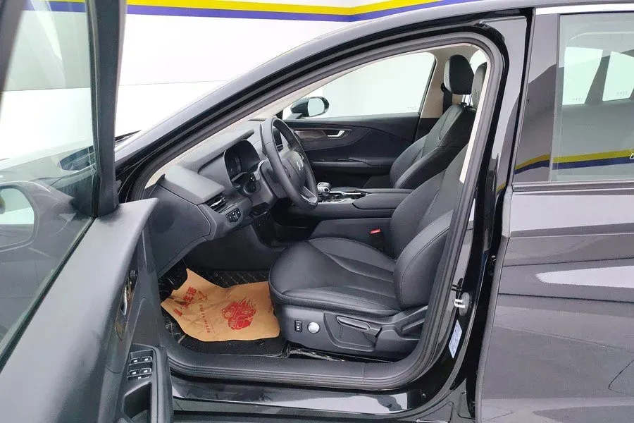 2023 HongQi E-QM5 BEV 54KWH,autocango,china used car exporter,china ev exporter,chinese used car exporter,chinese used ev exporter