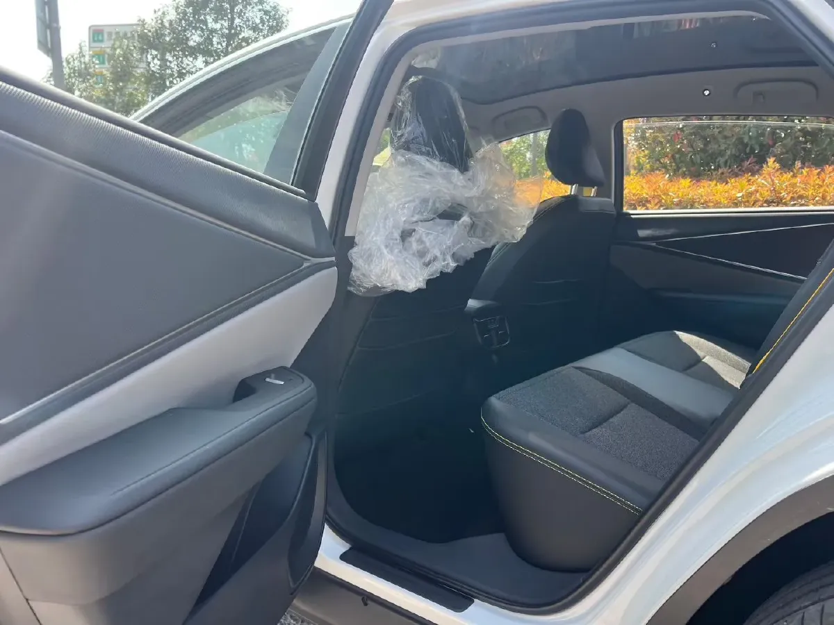 2025 Toyota bZ5 BEV,autocango,china used car exporter,china ev exporter,chinese used car exporter,chinese used ev exporter