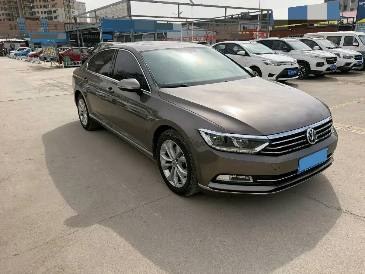 2019 Volkswagen Magotan 2.0T 186HP L4 7DCT,autocango,china used car exporter,china ev exporter,chinese used car exporter,chinese used ev exporter