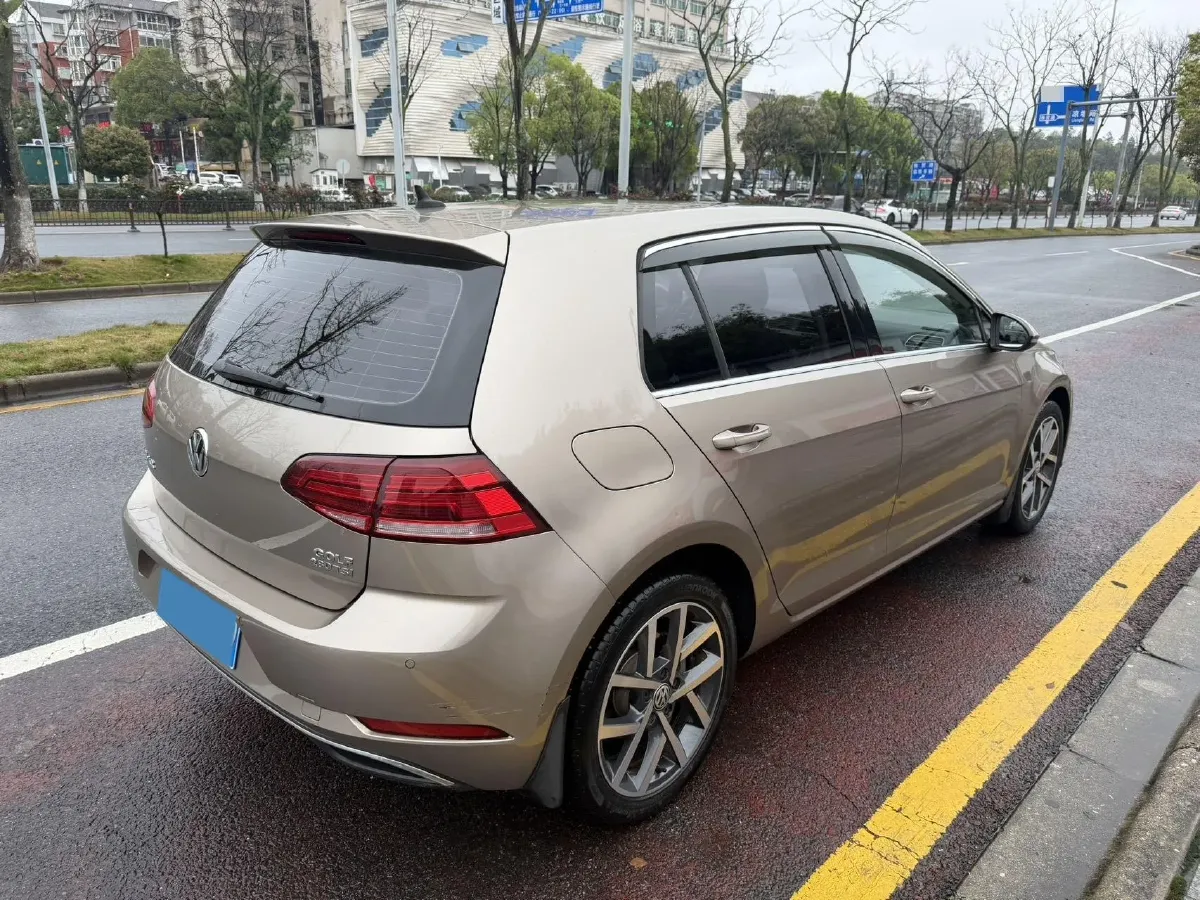 2020 Volkswagen Golf 1.4T 150HP L4 7DCT,autocango,china used car exporter,china ev exporter,chinese used car exporter,chinese used ev exporter