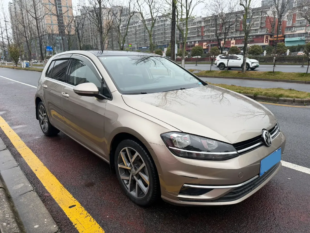 2020 Volkswagen Golf 1.4T 150HP L4 7DCT,autocango,china used car exporter,china ev exporter,chinese used car exporter,chinese used ev exporter