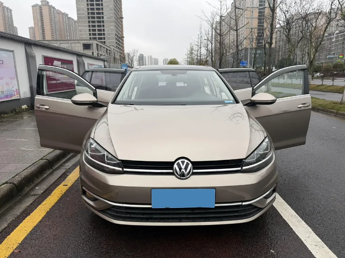 2020 Volkswagen Golf 1.4T 150HP L4 7DCT,autocango,china used car exporter,china ev exporter,chinese used car exporter,chinese used ev exporter