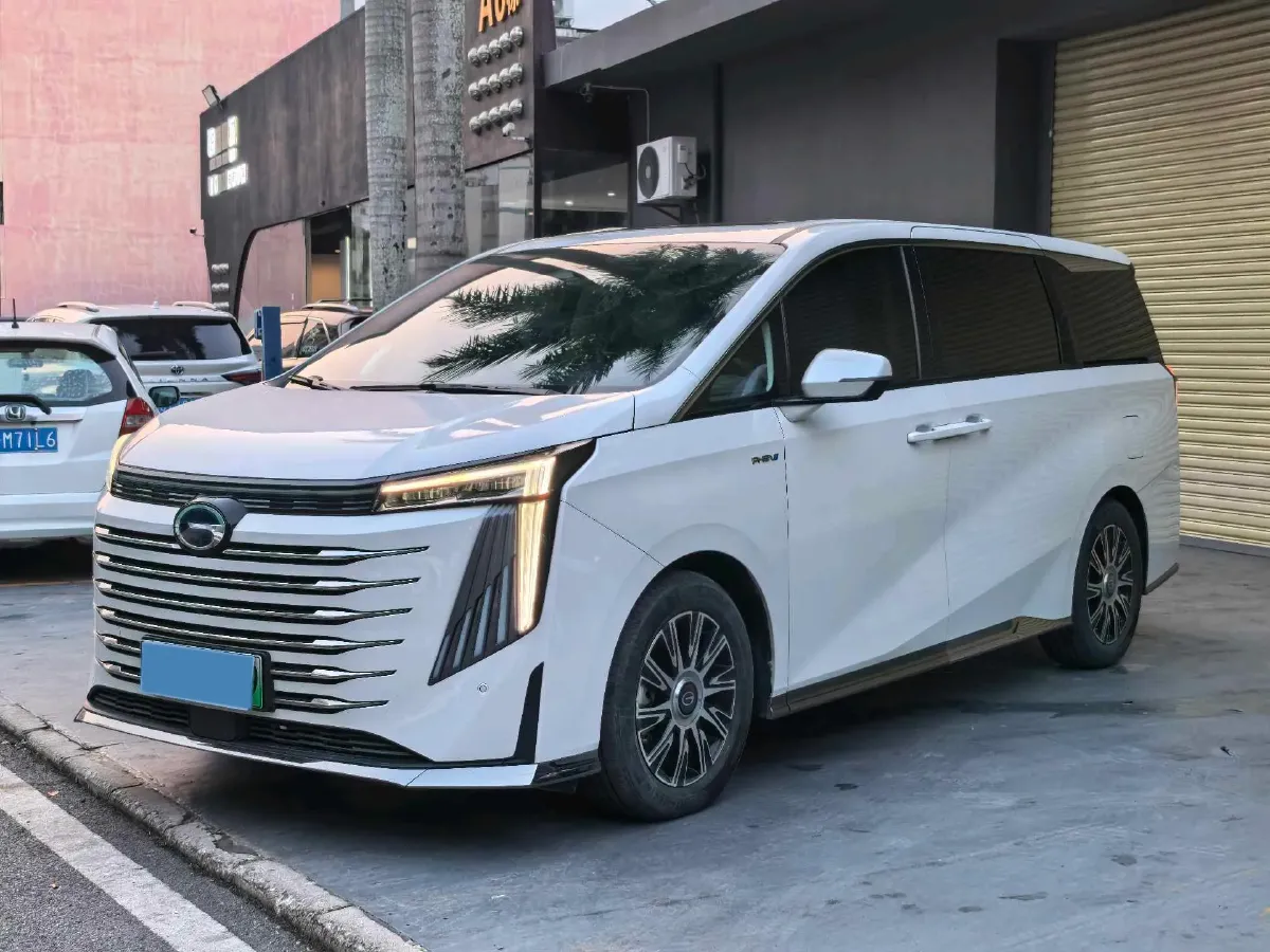 2023 GAC Trumpchi E9 2.0T 190HP L4 2DHT PHEV 25.57KWH,autocango,china used car exporter,china ev exporter,chinese used car exporter,chinese used ev exporter