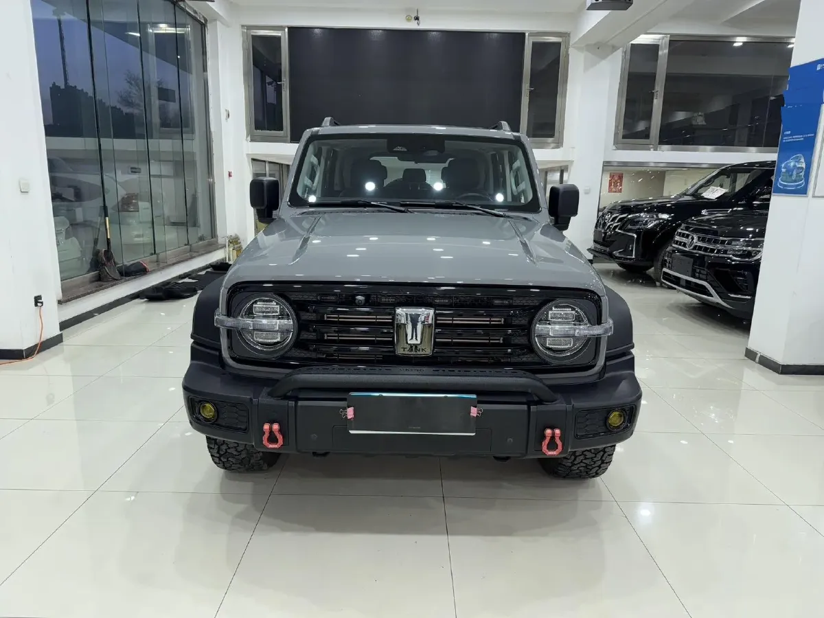 2023 Tank 300 2.0T 227HP L4 8AT,autocango,china used car exporter,china ev exporter,chinese used car exporter,chinese used ev exporter