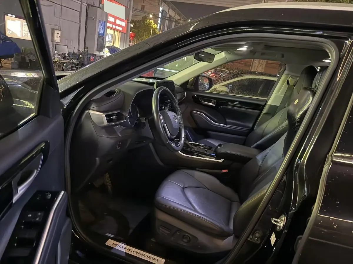 2022 Toyota Highlander 2.5L 192HP L4 E-CVT Hybrid,autocango,china used car exporter,china ev exporter,chinese used car exporter,chinese used ev exporter