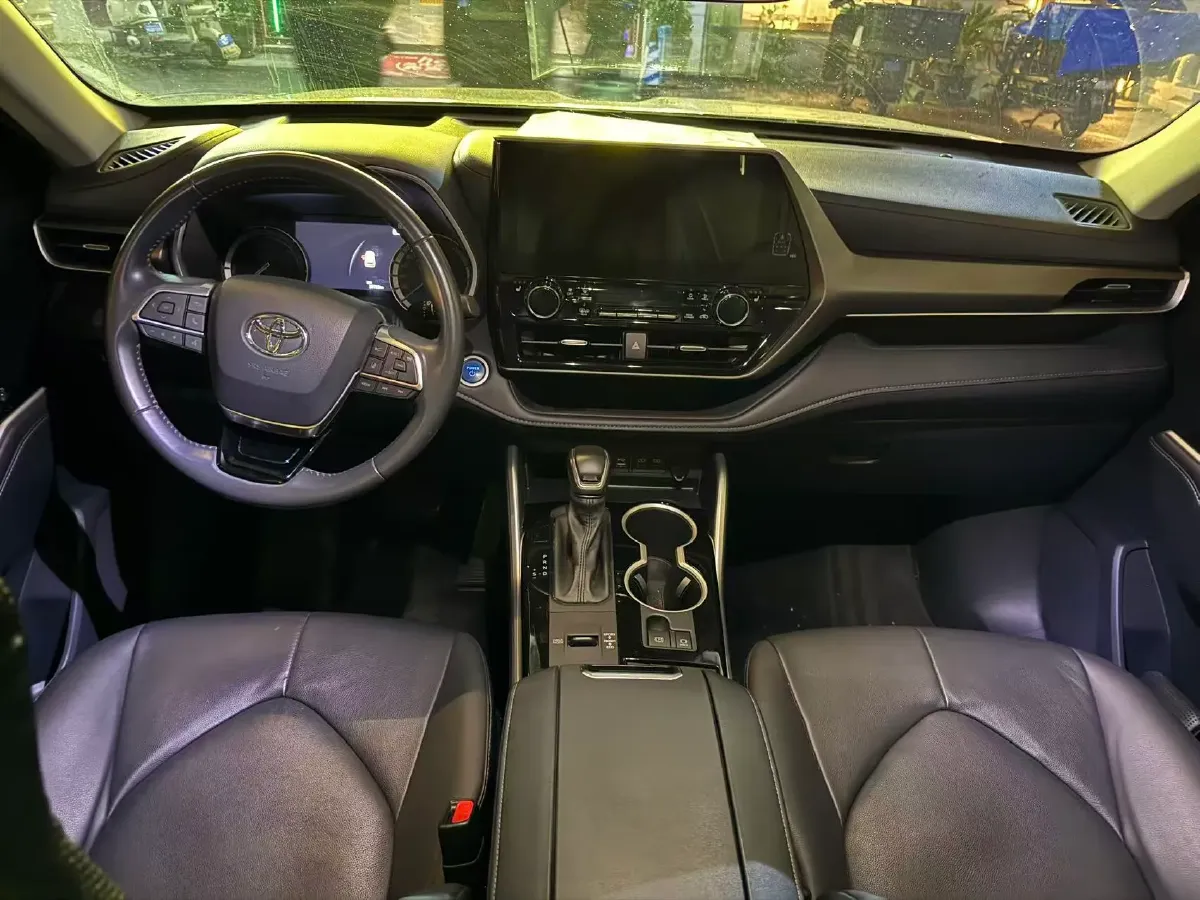 2022 Toyota Highlander 2.5L 192HP L4 E-CVT Hybrid,autocango,china used car exporter,china ev exporter,chinese used car exporter,chinese used ev exporter