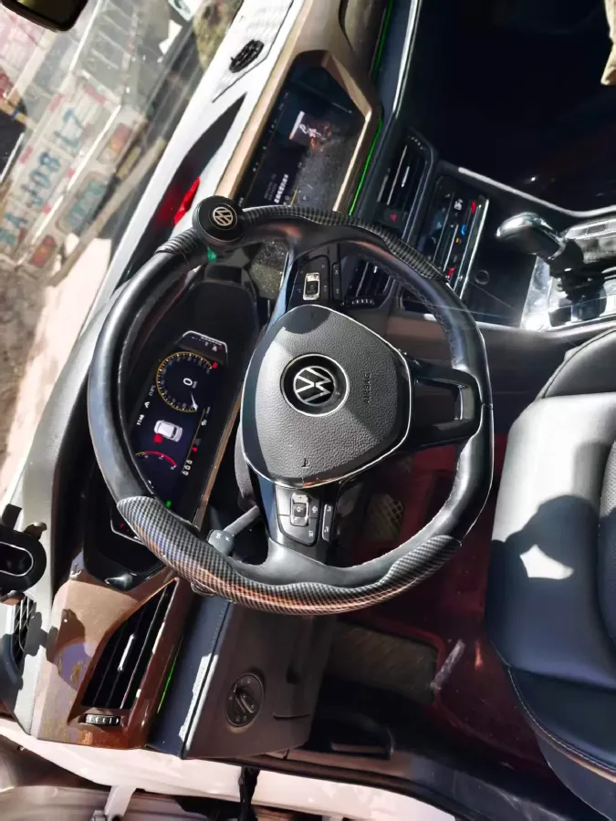 2021 Volkswagen Tharu 1.4T 150HP L4 7DCT,autocango,china used car exporter,china ev exporter,chinese used car exporter,chinese used ev exporter