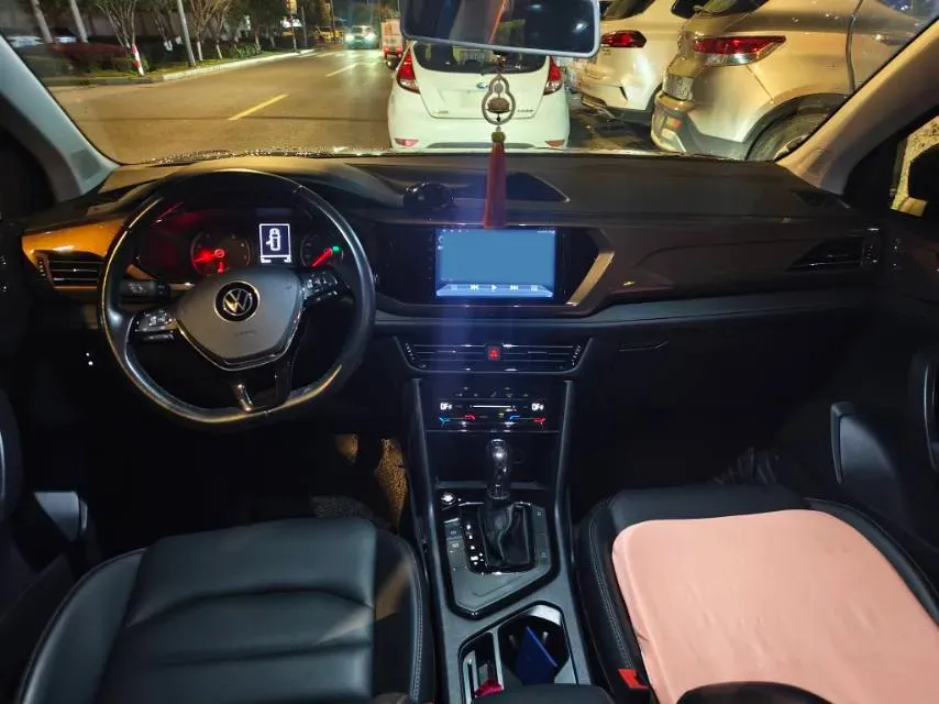 2021 Volkswagen Tharu 1.4T 150HP L4 7DCT,autocango,china used car exporter,china ev exporter,chinese used car exporter,chinese used ev exporter