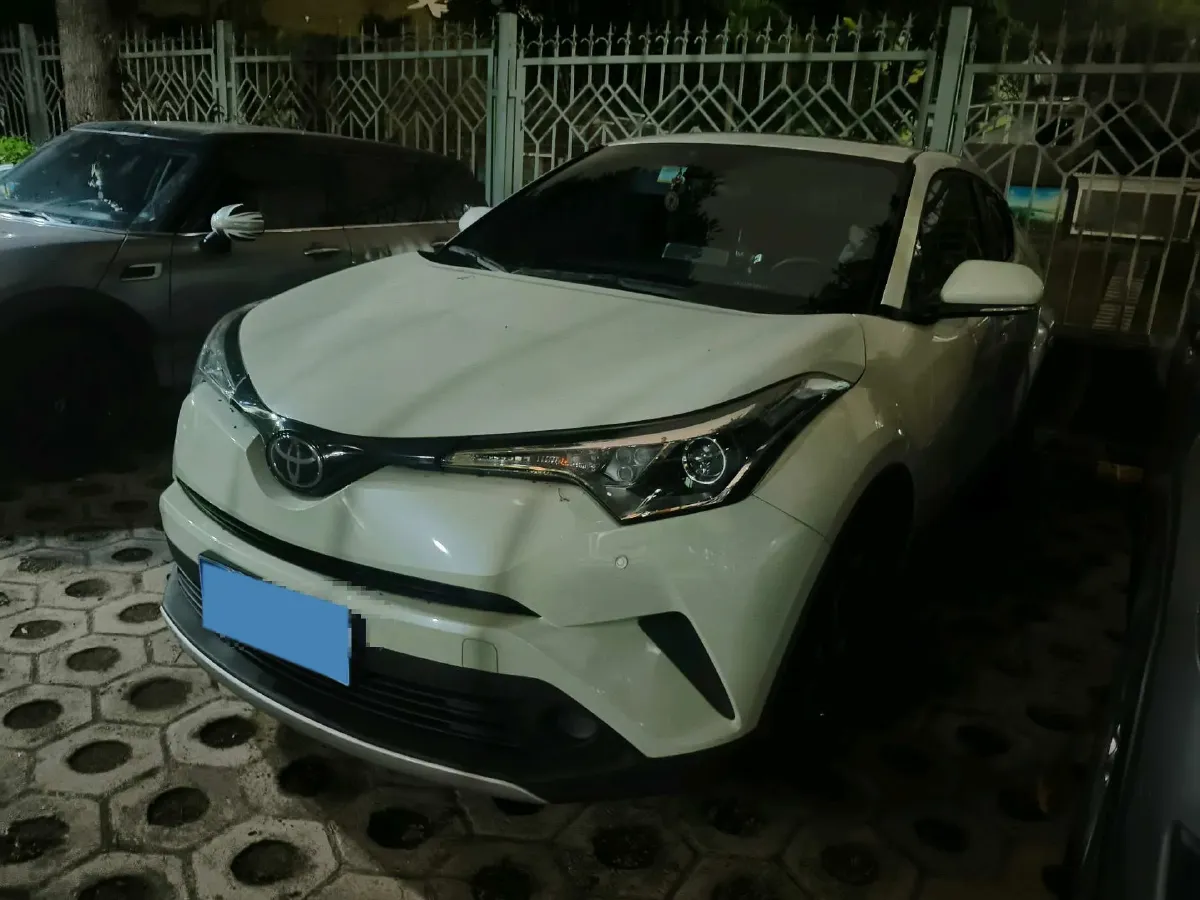 2021 Toyota Izoa 2.0L 146HP L4 E-CVT Hybrid,autocango,china used car exporter,china ev exporter,chinese used car exporter,chinese used ev exporter