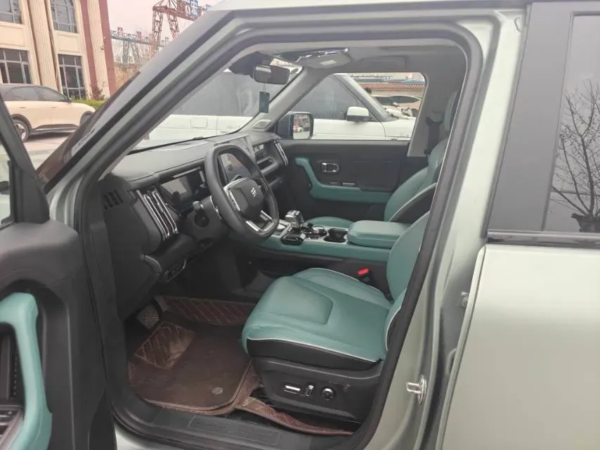 2025 Jetour Traveller 2.0T 254HP L4 7DCT,autocango,china used car exporter,china ev exporter,chinese used car exporter,chinese used ev exporter