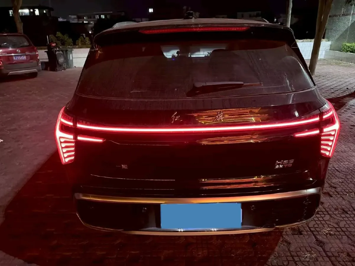 2023 HongQi HS3 1.5T 169HP L4 7DCT,autocango,china used car exporter,china ev exporter,chinese used car exporter,chinese used ev exporter