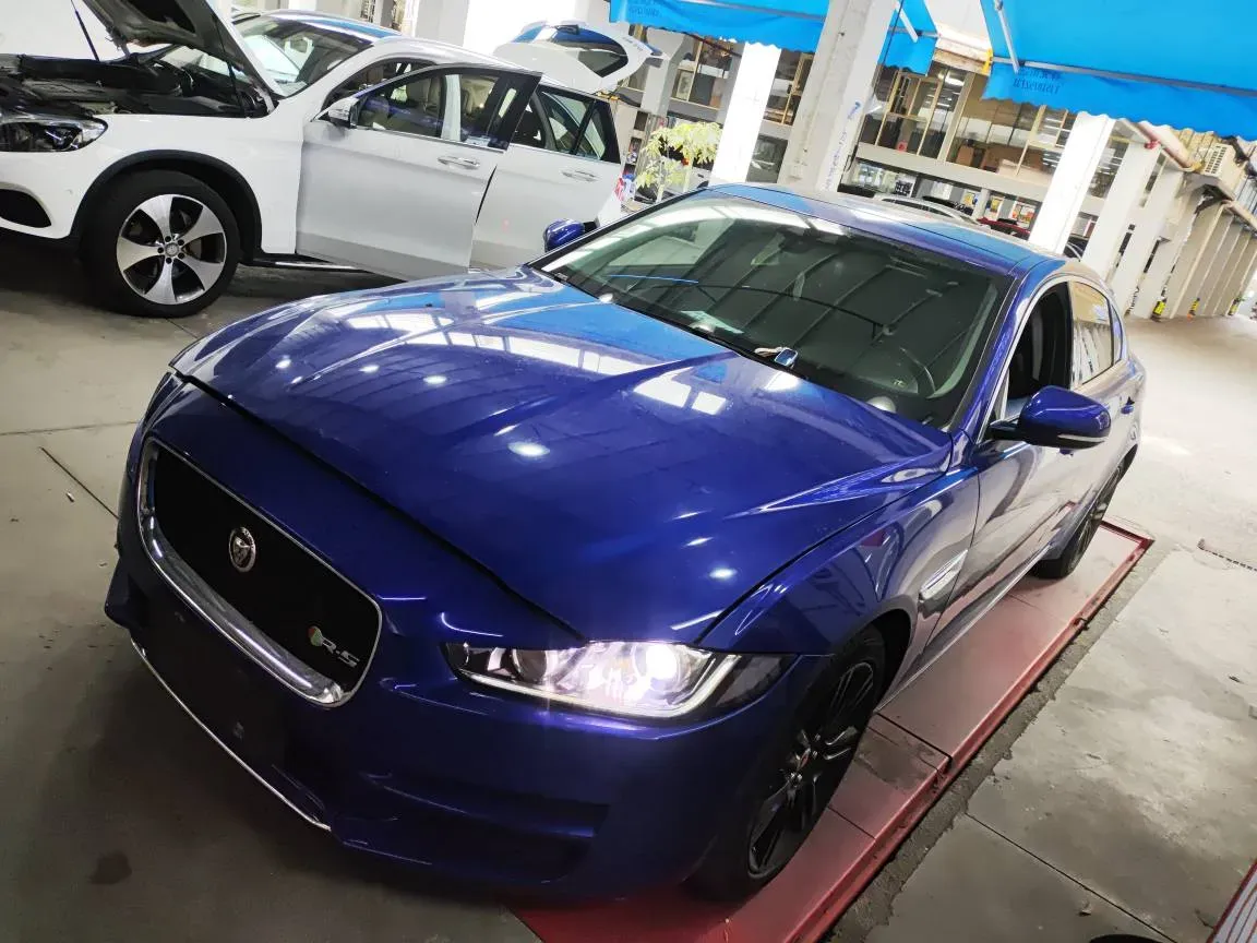 2018 Jaguar XEL 2.0T 200HP L4 8AT,autocango,china used car exporter,china ev exporter,chinese used car exporter,chinese used ev exporter