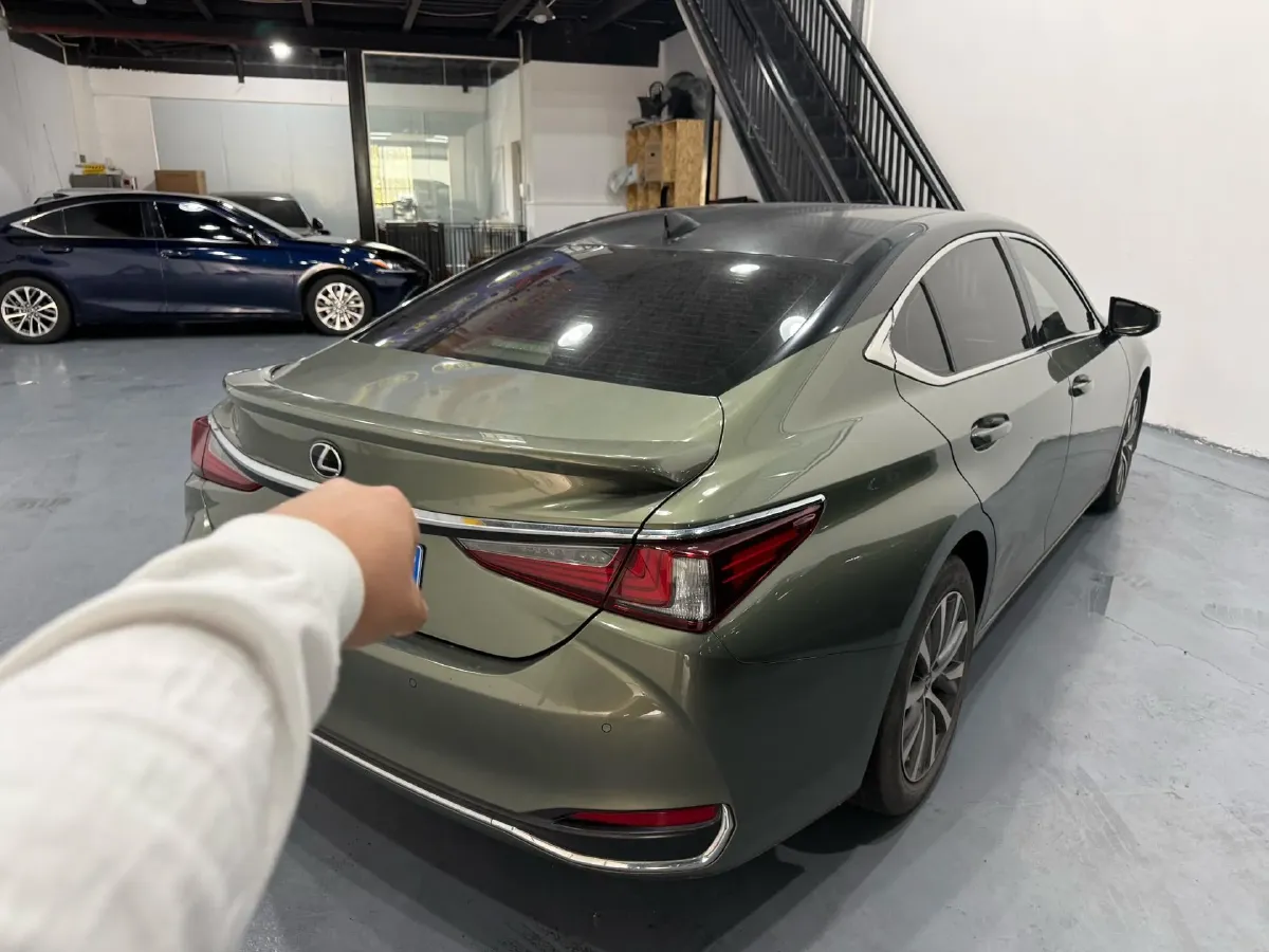 2018 Lexus ES 2.0L 173HP L4 CVT,autocango,china used car exporter,china ev exporter,chinese used car exporter,chinese used ev exporter