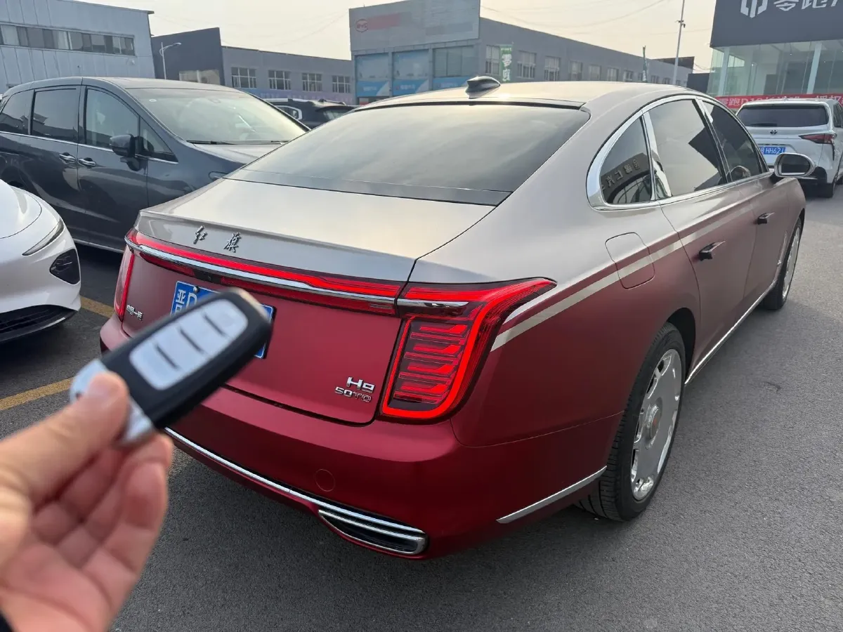 2022 HongQi H9 2.0T 252HP L4 7DCT,autocango,china used car exporter,china ev exporter,chinese used car exporter,chinese used ev exporter