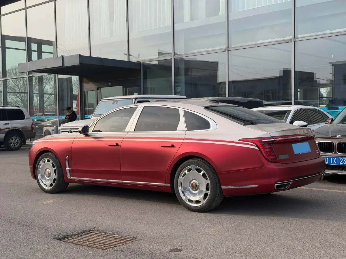 2022 HongQi H9 2.0T 252HP L4 7DCT,autocango,china used car exporter,china ev exporter,chinese used car exporter,chinese used ev exporter