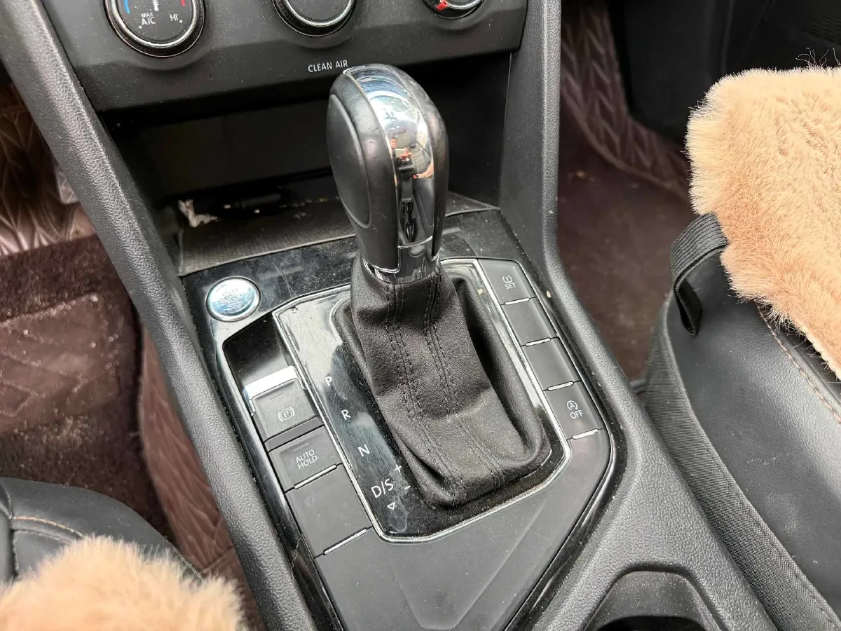 2021 Volkswagen Tharu 1.4T 150HP L4 7DCT,autocango,china used car exporter,china ev exporter,chinese used car exporter,chinese used ev exporter