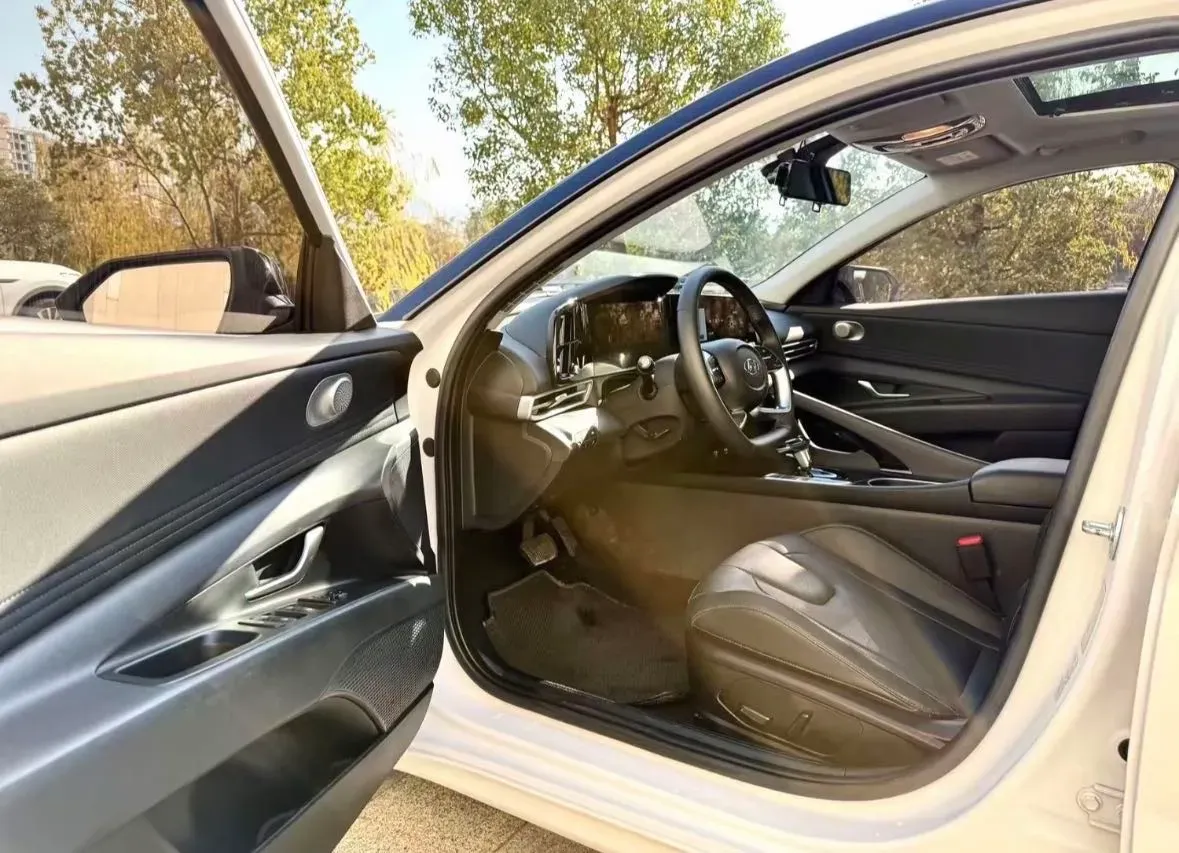 2022 Hyundai Elantra 1.5L 115HP L4 CVT,autocango,china used car exporter,china ev exporter,chinese used car exporter,chinese used ev exporter