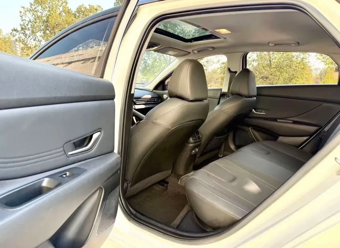 2022 Hyundai Elantra 1.5L 115HP L4 CVT,autocango,china used car exporter,china ev exporter,chinese used car exporter,chinese used ev exporter