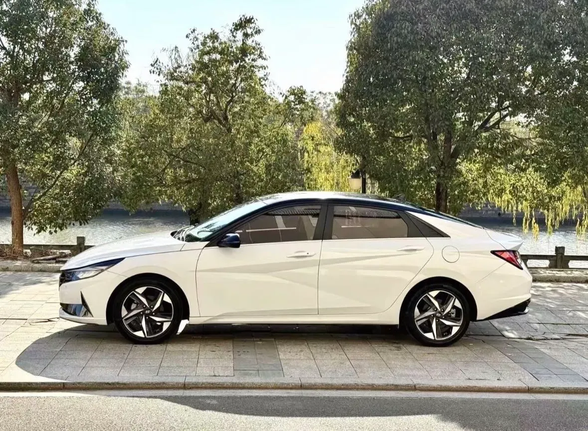2022 Hyundai Elantra 1.5L 115HP L4 CVT,autocango,china used car exporter,china ev exporter,chinese used car exporter,chinese used ev exporter