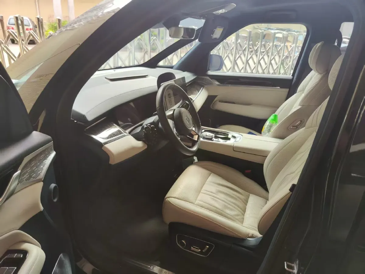 2022 Zeekr 009 BEV 116KWH,autocango,china used car exporter,china ev exporter,chinese used car exporter,chinese used ev exporter